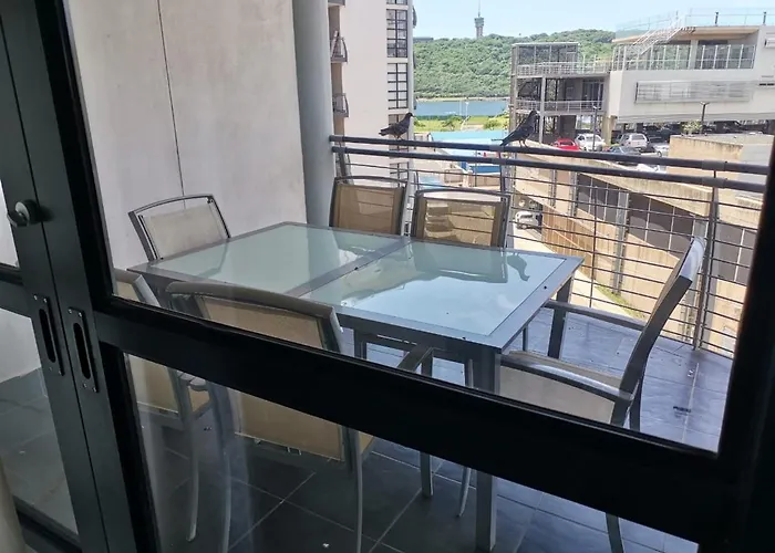 Harbour View Heights in Waterfront 3 bedrooms