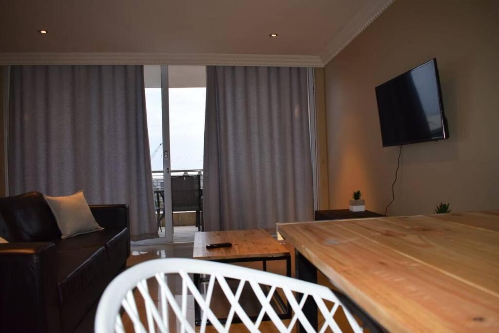Appartement Three And Two Bedroom At The Sails *