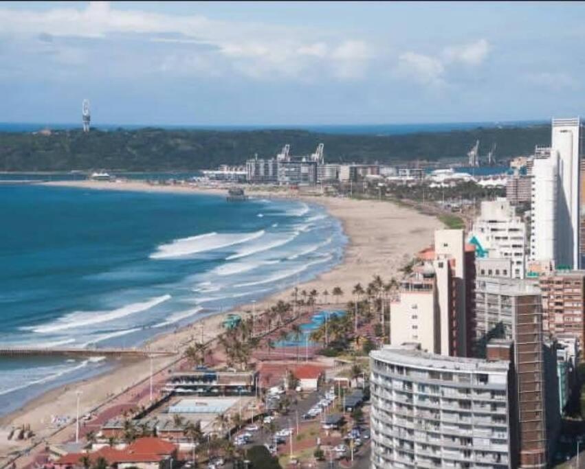 Three And Two Bedroom At The Sails Apartment Durban