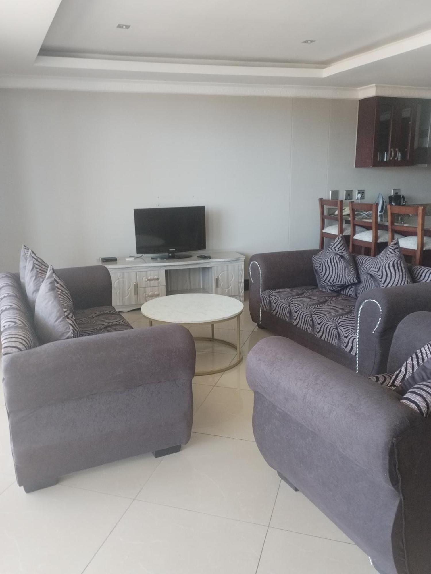 Three And Two Bedroom At The Sails * Durban