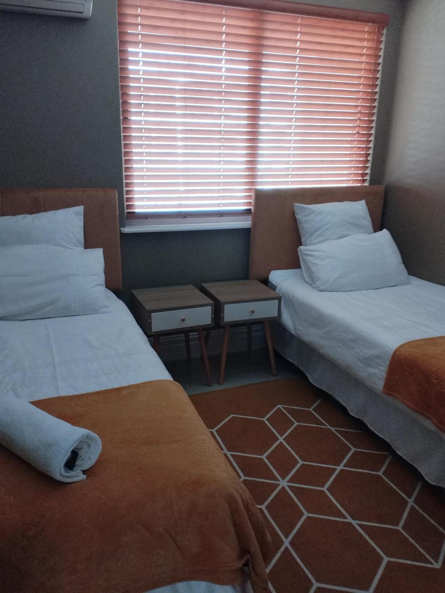 Apartment Three And Two Bedroom At The Sails